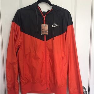 Men’s Nike Windbreaker